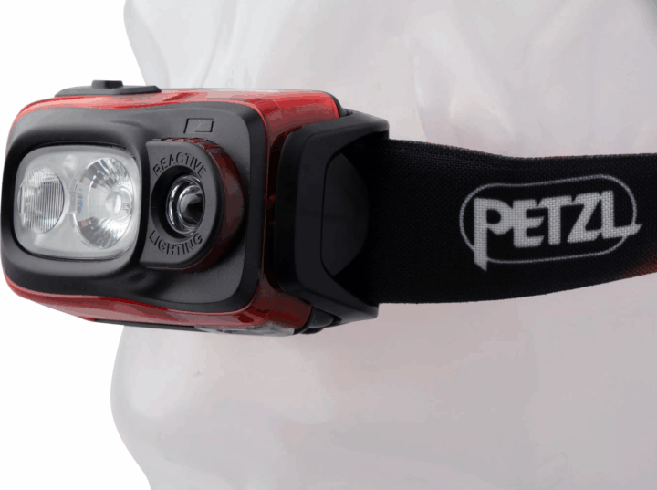 Petzl SWIFT RL Akkus LED Fejlámpa 1100 Lumen - Narancssárga Petzl SWIFT RL Akkus LED Fejlámpa 1100 Lumen - Narancssárga