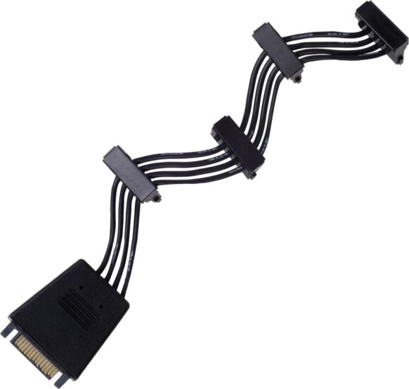 SilverStone SST-CP06-E4 1x 15-Pin-SATA - 4x 15-Pin-SATA kábel - Fekete SilverStone SST-CP06-E4 1x 15-Pin-SATA - 4x 15-Pin-SATA kábel - Fekete