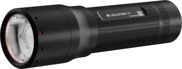 Led Lenser P7 Akkus Elemlámpa 650 Lumen - Fekete