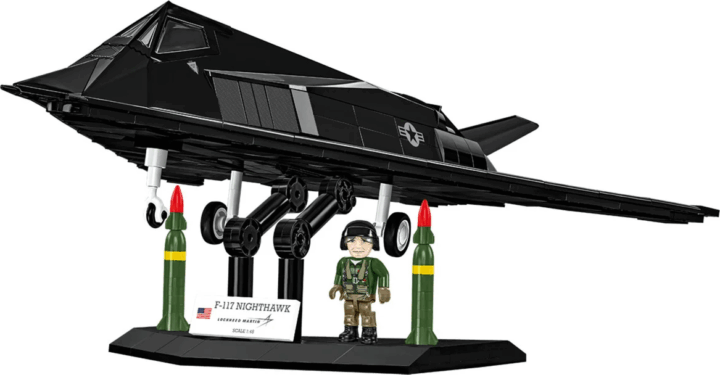 Cobi Lockheed F-117 Nighthawk repülőgép 795 darabos műanyag makett 1:48