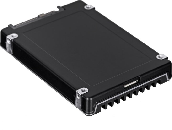Samsung PM9D3a 960GB 2.5" PCIe 5.0 NVMe SSD Samsung PM9D3a 960GB 2.5" PCIe 5.0 NVMe SSD