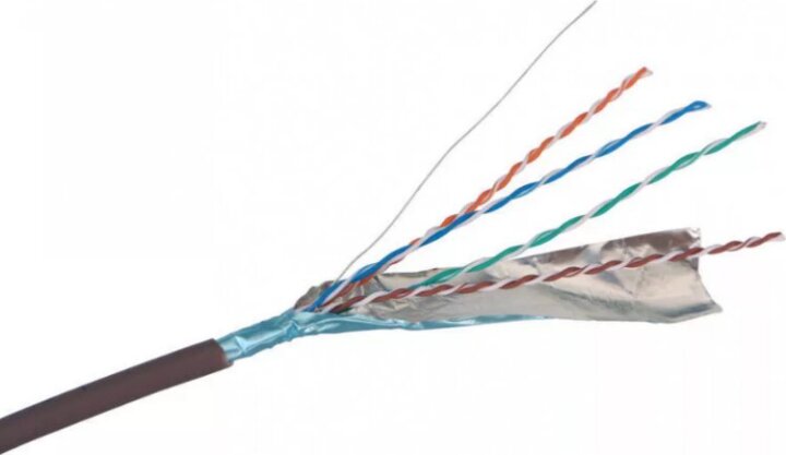 Legrand 632718 F/UTP Cat5e Fali kábel 305m - Barna