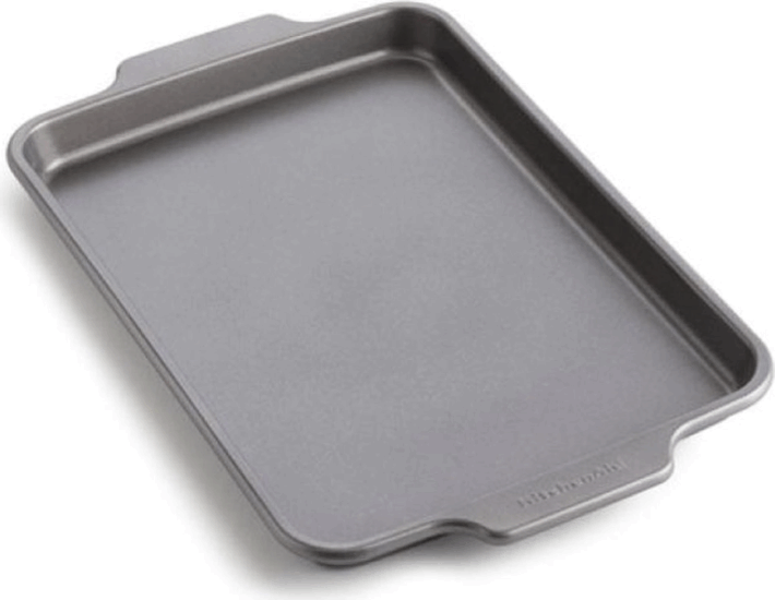 KitchenAid Téglalap alakú tepsi 33x22cm - Szürke