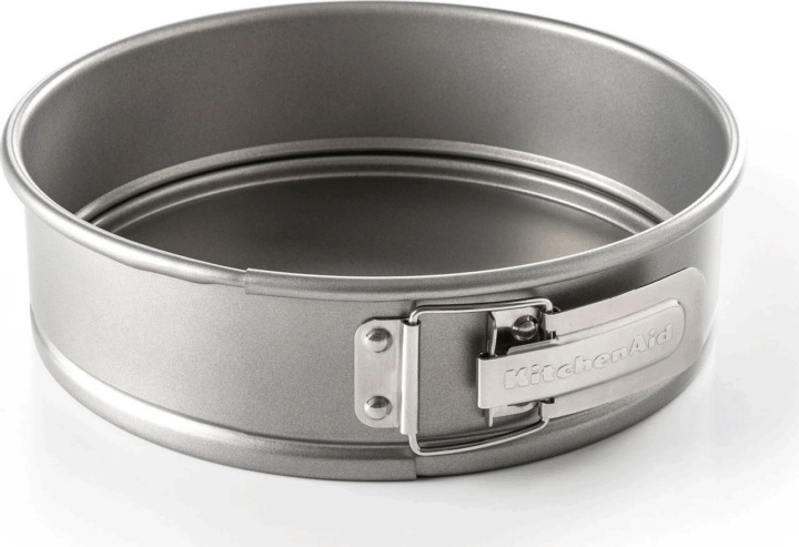 KitchenAid Csatos sütőforma 24cm - Szürke