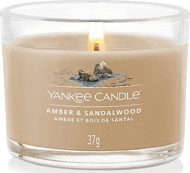 Yankee Candle Amber & Sandalwood - Borostyán & Szantál Illatgyertya 37g - Bézs