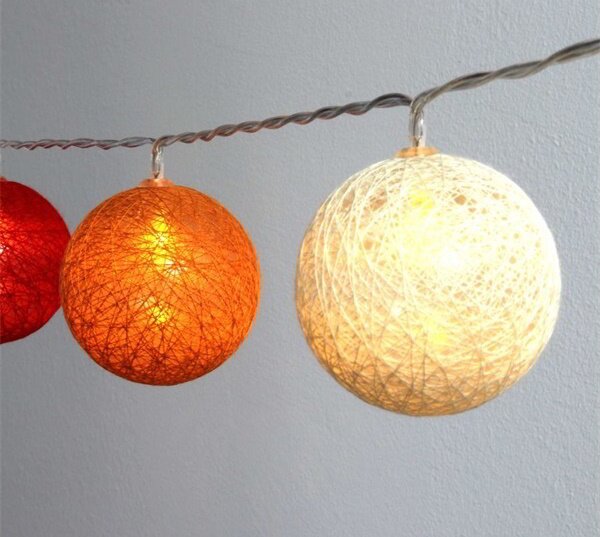 Iris USB-s LED Gömb Fényfüzér 3m - Piros/Narancs/Meleg Fehér