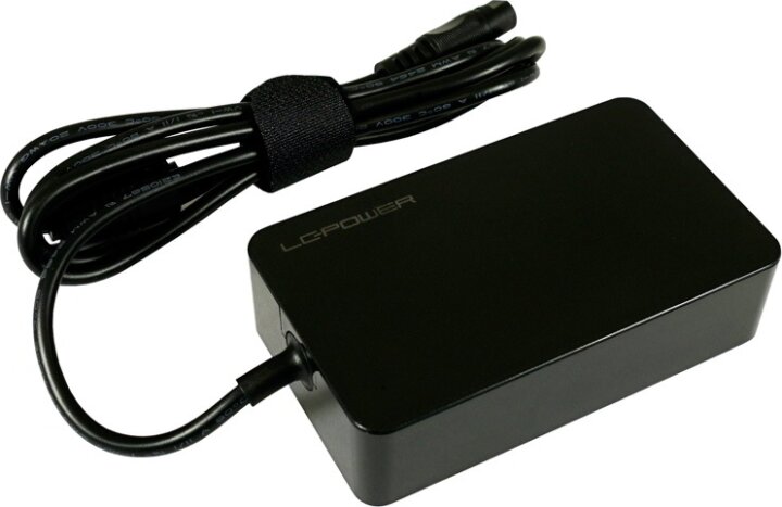 LC-Power LC-NB-PRO-65 65W Univerzális notebook adapter