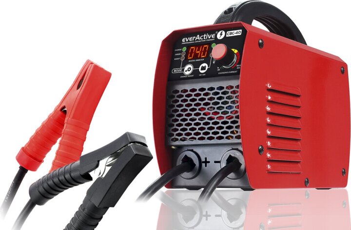 EverActive CBC40 12V/24V Autóakkumulátor töltő EverActive CBC40 12V/24V Autóakkumulátor töltő