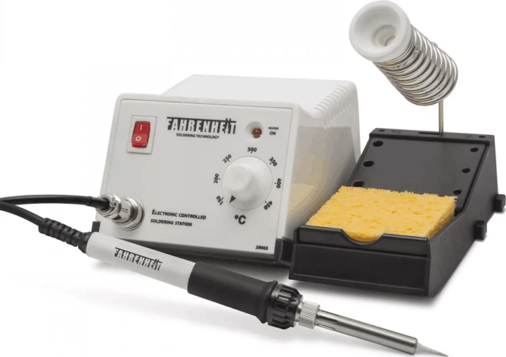 Fahrenheit 28003 Forrasztópáka állomás