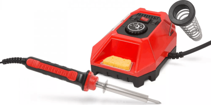 Fahrenheit 28005 Forrasztópáka állomás