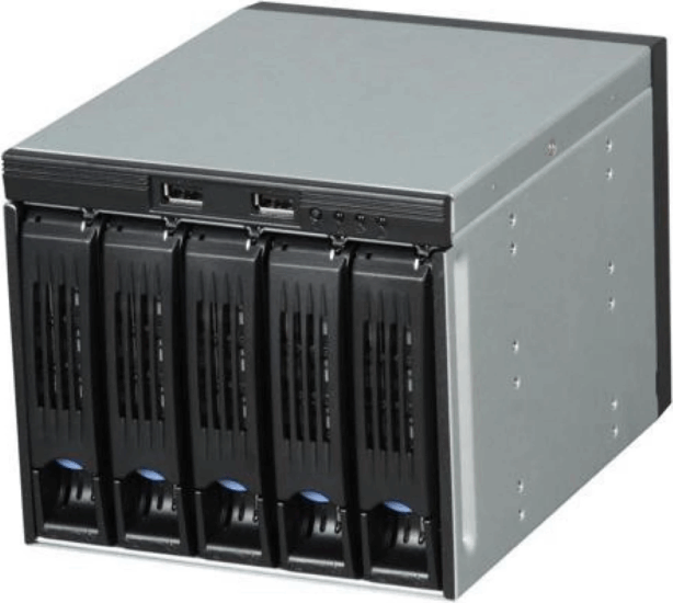 Chenbro StorageKit 3x 5,25" -> 5x 3,5" Mobile Rack Chenbro StorageKit 3x 5,25" -> 5x 3,5" Mobile Rack