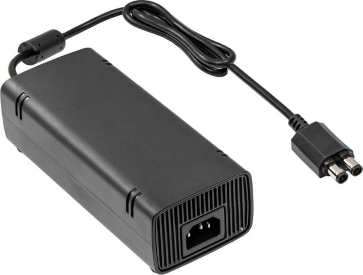 Akyga AK-PD-13 135W Xbox 360 Slim Hálózati Töltő Adapter Akyga AK-PD-13 135W Xbox 360 Slim Hálózati Töltő Adapter