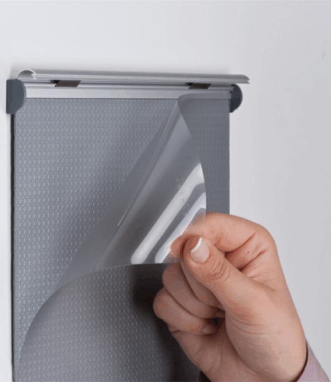 Antra A4 méretű alul/felül pattintós fali tábla