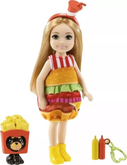 Mattel GHV69 Barbie Chelsea Club - Szőke baba hamburger jelmezben kiskutyával