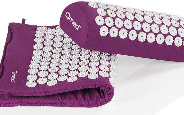 Qmed Rehabilltációs Akupresszúrás szőnyeg párnával - Lila