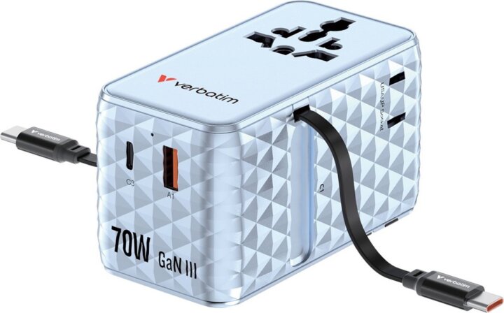 Verbatim 30186 Charge n Travel Univerzális Utazó Adapter 70W 2xUSB-C kábellel - Kék