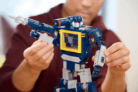LEGO® Icons: 10358 - Transformers Soundwave