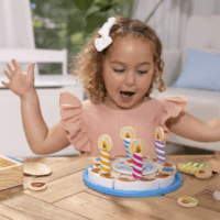 Spin Master Melissa & Doug Fa születésnapi torta játékszett