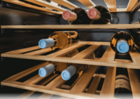 Candy CWC 150 MHF Szabadonálló Borhűtő 41 palack 121L - Fekete