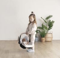 Smoby Maxi-Cosi Játék baba autósülés 42cm-es babákhoz