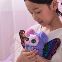 Spin Master Hatchimals Bloomables Puppyfly Játékfigura