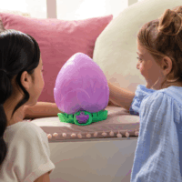 Spin Master Hatchimals Bloomables Puppyfly Játékfigura
