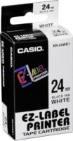 Casio XR-24WE 24mm / 8m Feliratozógép szalag - Fehér alapon fekete
