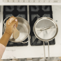 Spin Master Melissa & Doug 8 darabos Rozsdamentes acél játék edénykészlet