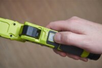 Ryobi RLI4-0 Akkus LED Zseblámpa 460 Lumen - Fekete / Lime