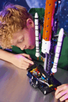 LEGO 42221 Technic - NASA Artemis Rakétakilövő Rendszer