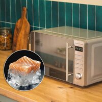 Cecotec Proclean 5120 Szabadonálló Mikrohullámú sütő 20L 700W - Inox