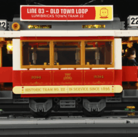 Lumibricks L9084 Történelmi Villamos És Vasútállomás 1274 Darabos Építőjáték