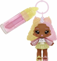MGA Entertainment Yummiland 2. széria Szájfény baba - Nia Candy Fluff