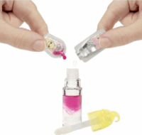 MGA Entertainment Yummiland 2. széria Szájfény baba - Nia Candy Fluff