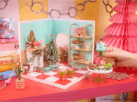 MGA Entertainment MGA"s Miniverse Make It Mini - Holiday meglepetés figura szett