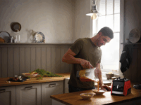 Vitamix Ascent A2500i Elektromos Turmixgép 2L / 1400W - Piros / Fekete