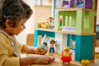 LEGO 10470 Duplo - 3 az 1-ben Modern Családi Ház Figurákkal