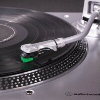 Audio-technica AT-LP120X Bakelit Vinyl lemezlejátszó - Ezüst