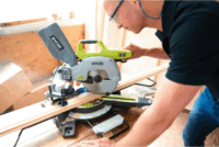 Ryobi EMS216L Elektromos Asztali Gérvágófűrész Ø216mm 1500W