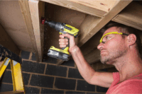 Ryobi ONE+ R18PD3-220S Akkus ütvefúró-csavarozó 18V + 2x 2000mAh Akkumulátor + Táska