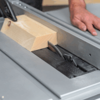 Holzmann TK255_230V Elektromos Asztali Körfűrész Ø254mm 1800W