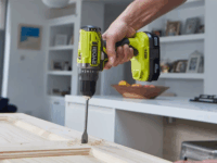 Ryobi ONE+ R18DD2-220S Akkus Fúró-Csavarozó 18V + 2x 18V Akkumulátor + Töltő + Táska