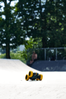 Dickie RC Fire "n Frost Flippy Távirányítós autó 1:28