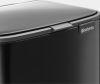 Brabantia BO 4 literes fém pedálos szemetes - Matt fekete