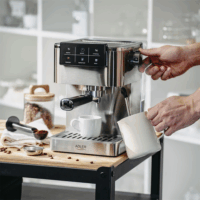 Adler AD4390 Eszpresszó Kávéfőző 1350 Watt - Inox