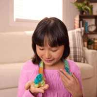 Spin Master CrystaLynx Small Dragons Meglepetés Játékfigura 23cm