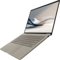 Asus ZenBook UX3407QA-QD244W Laptop Bézs (14" / Qualcomm Snapdragon X-X1-26-100 / 16GB / 1TB M.2 SSD)