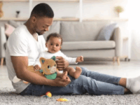 Clementoni doromboló cica interaktív bébiplüss