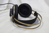 AKG K92 Vezetékes Stúdió Fejhallgató - Fekete/Arany