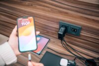 Verbatim 30240 USB-A / 2x USB-C Mini GaN Hálózati Gyorstöltő Adapter 140W - Fekete